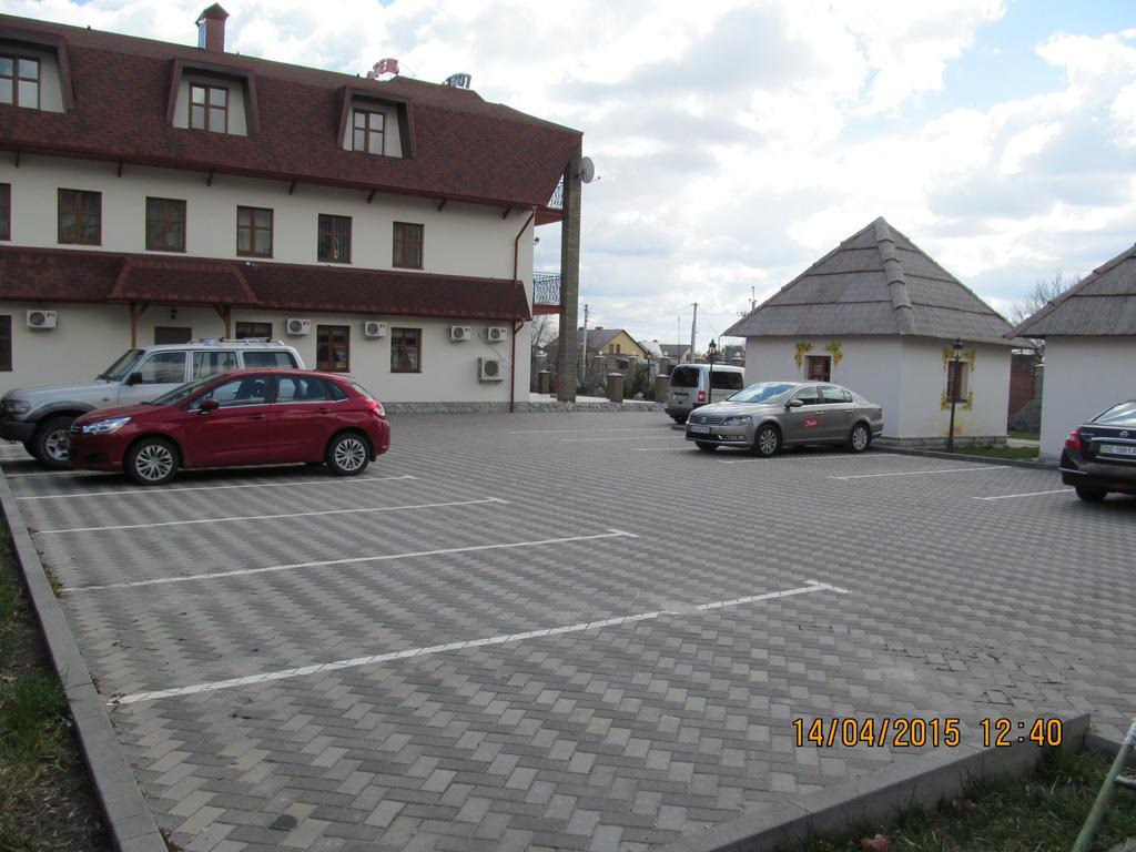 Stara Vezha Hotel Boryspil Exterior photo